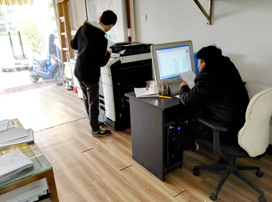 开个复印店一年挣多少？打字复印店的利润有多少？