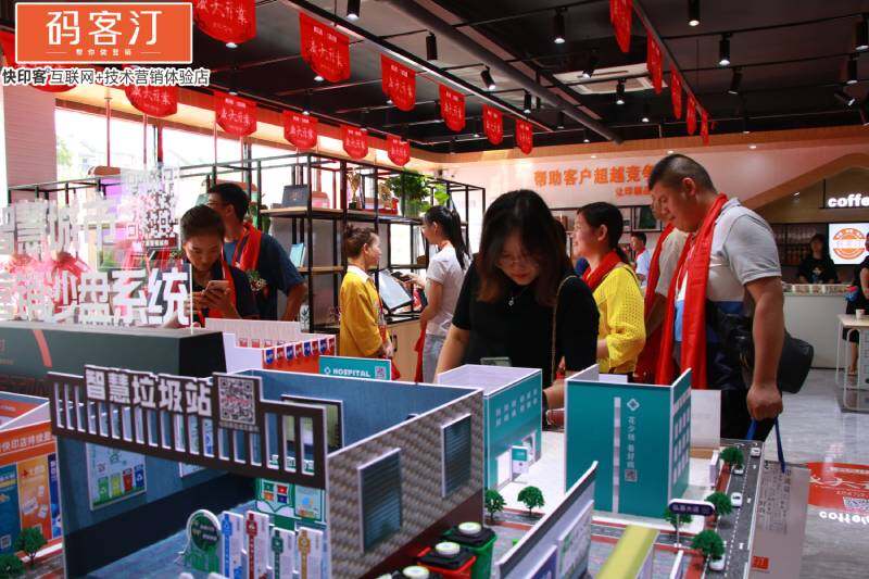 开广告店需要准备什么？开图文店需要哪些设备？